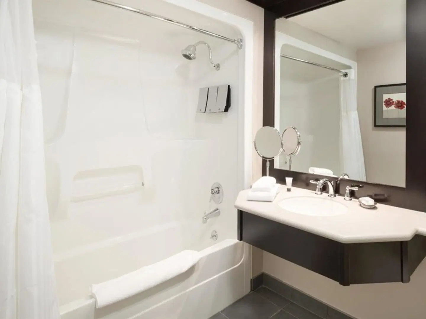Ivey Spencer Leadership Centre Badezimmer