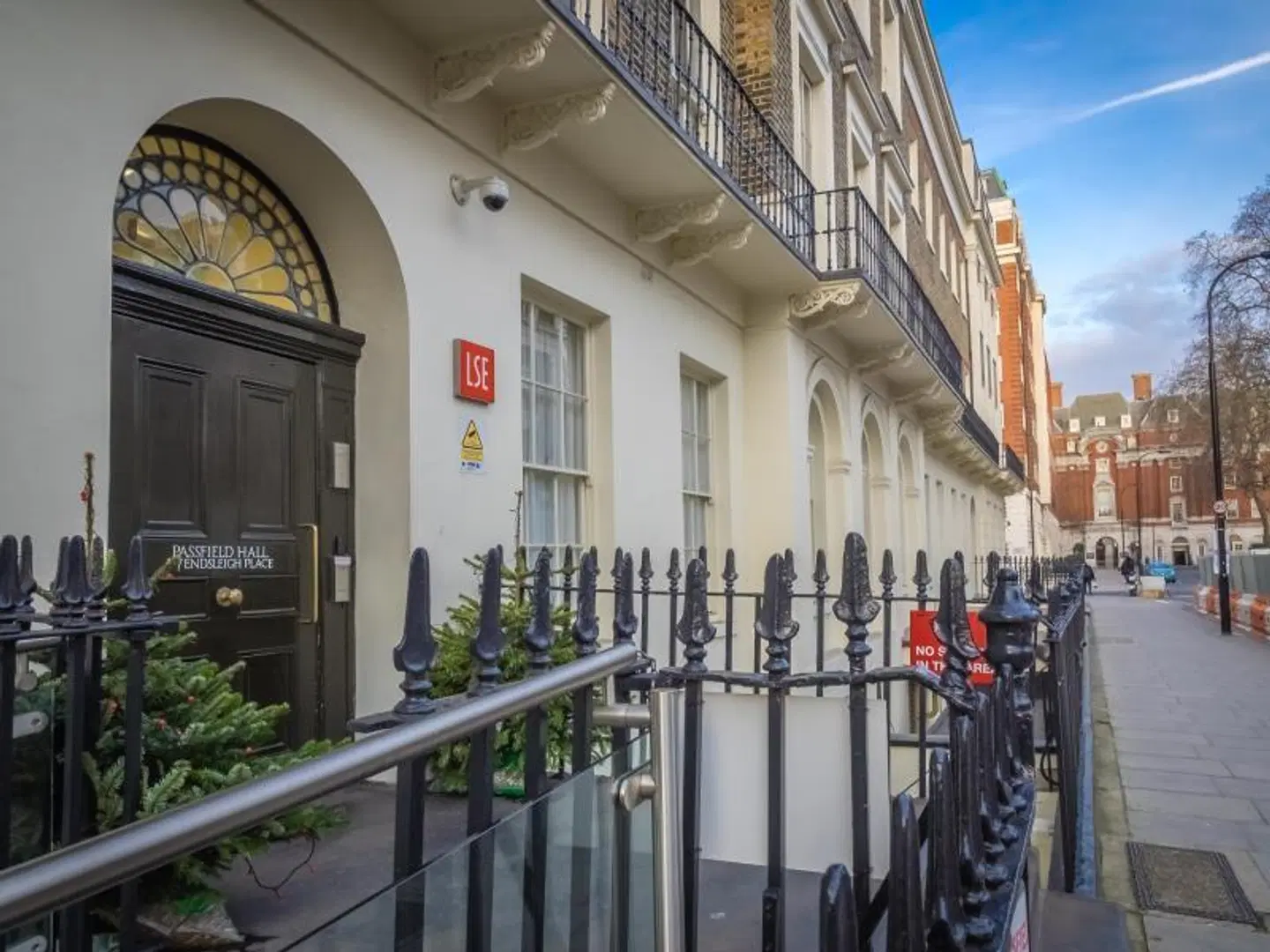 LSE Passfield Hall EXTERIOR