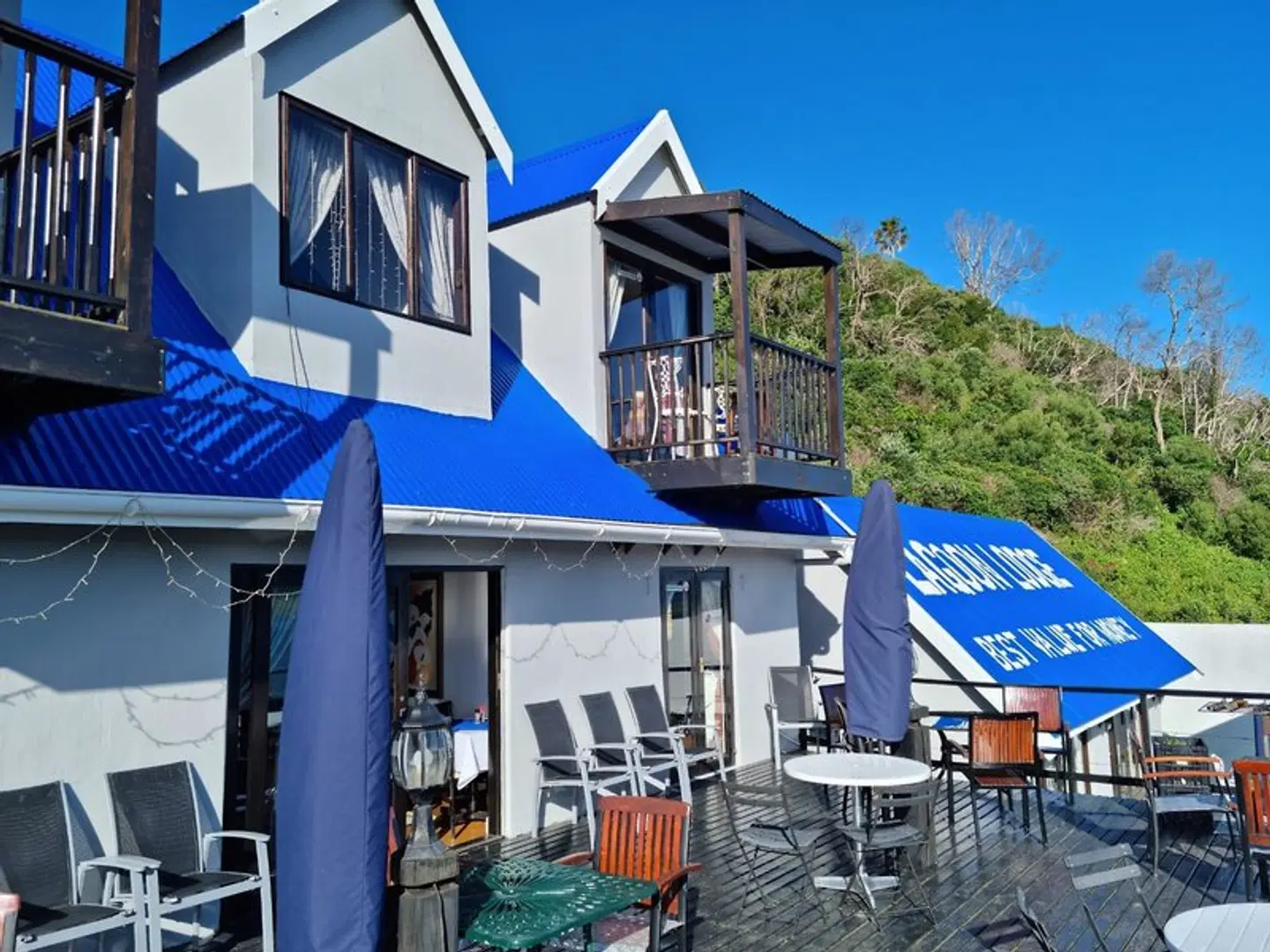 Lagoon Lodge Bar