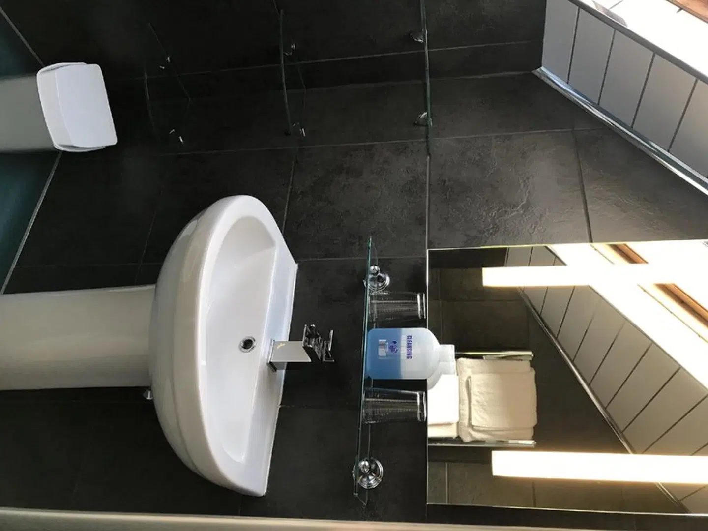 Cassandra Guest House Badezimmer