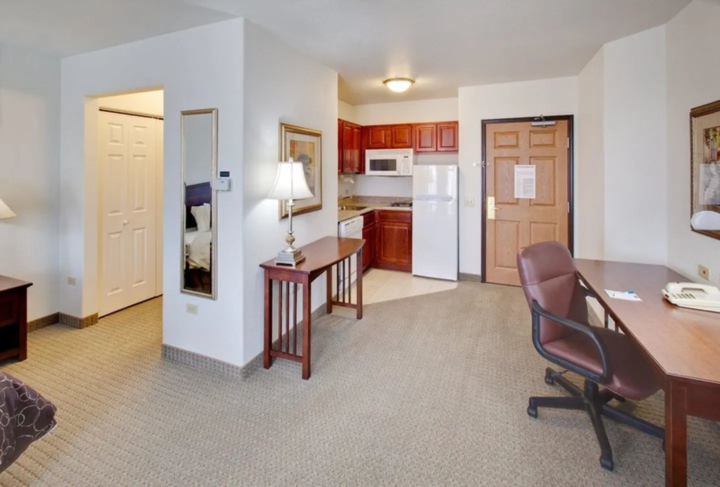 Staybridge Suites Rockford by IHG ROOM_EXAMPLE