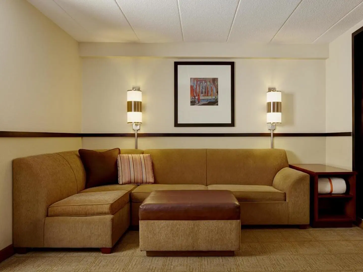 Hyatt Place Ontario/Rancho Cucamonga LOUNGE_LOBBY