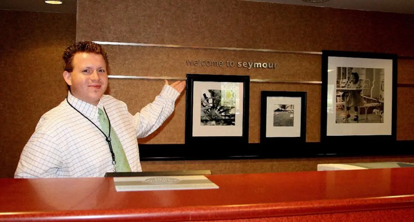 Hampton Inn Seymour SPORTS_AND_LEISURE