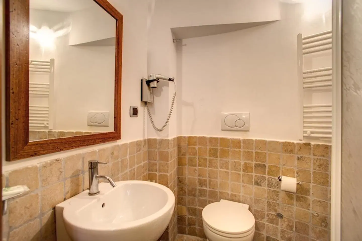 Residenza Domizia Badezimmer