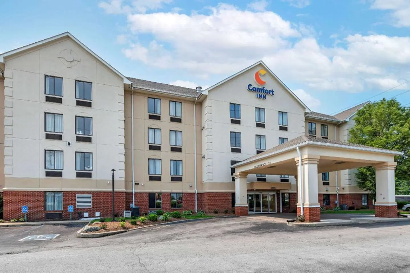 Comfort Inn Indianapolis East EXTERIOR