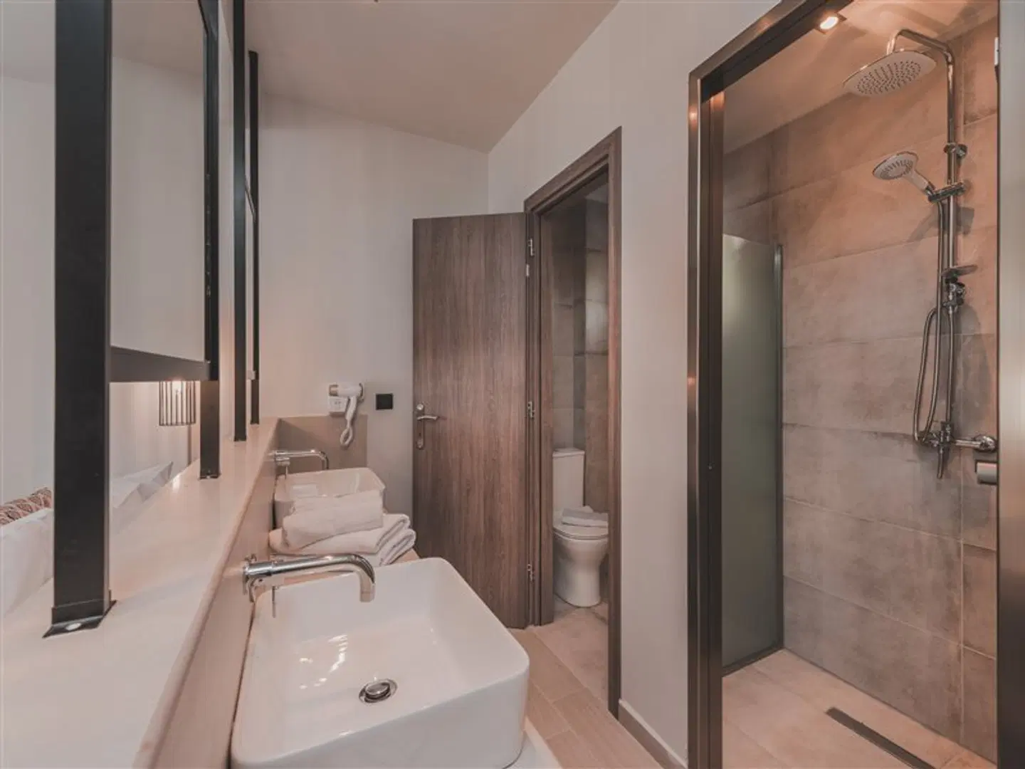 Cavo Suites Badezimmer