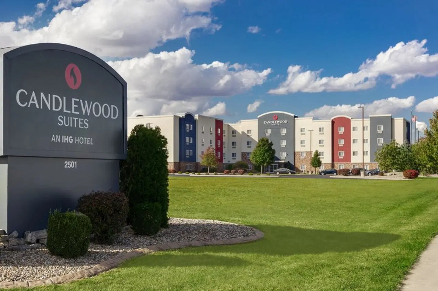 Candlewood Suites Springfield by IHG EXTERIOR