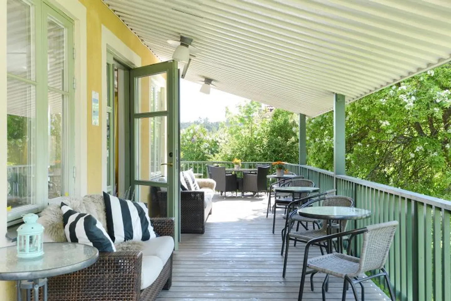 Maude's Hotel Enskede Terrasse