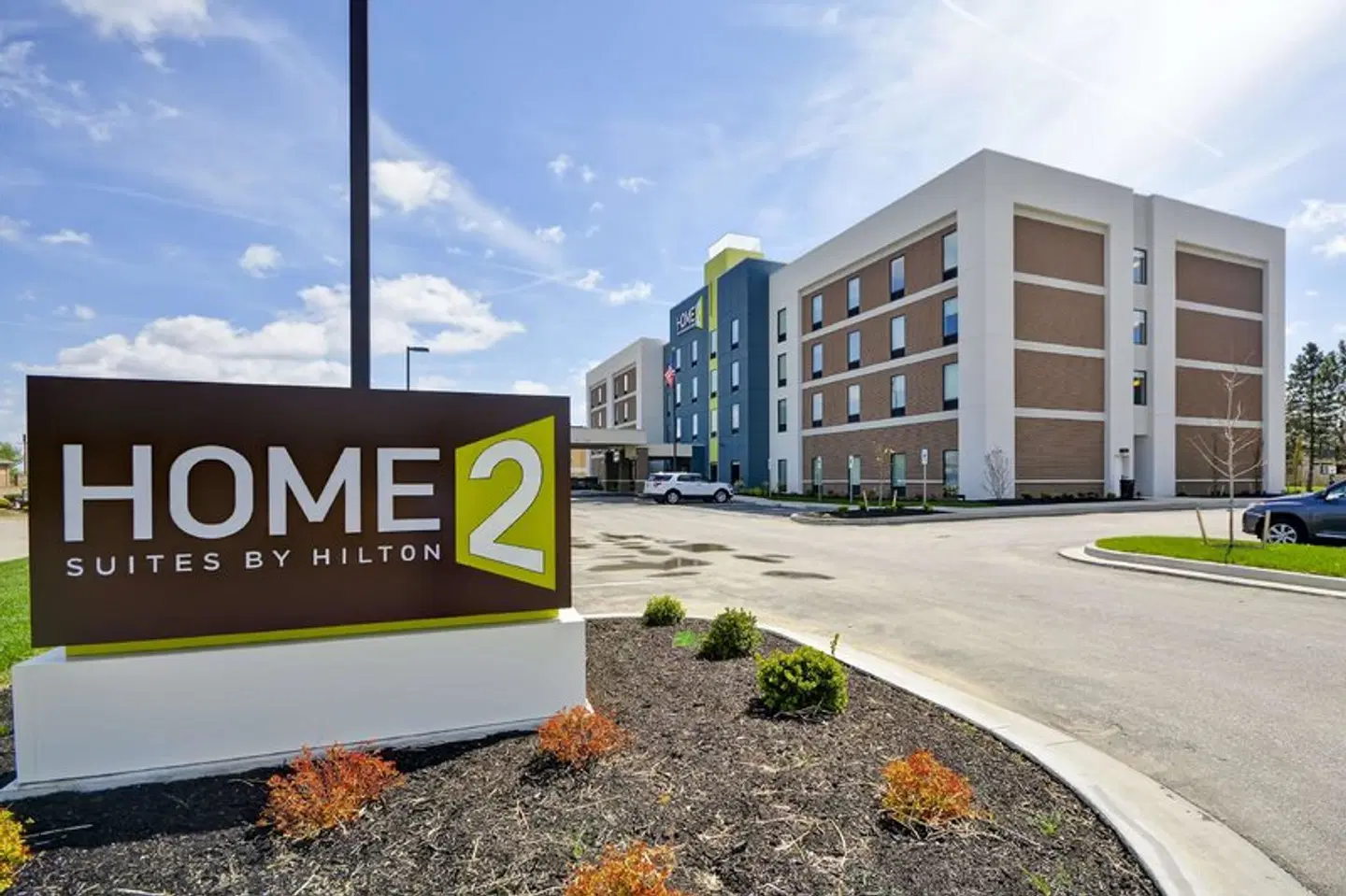 Home2 Suites by Hilton Evansville EXTERIOR