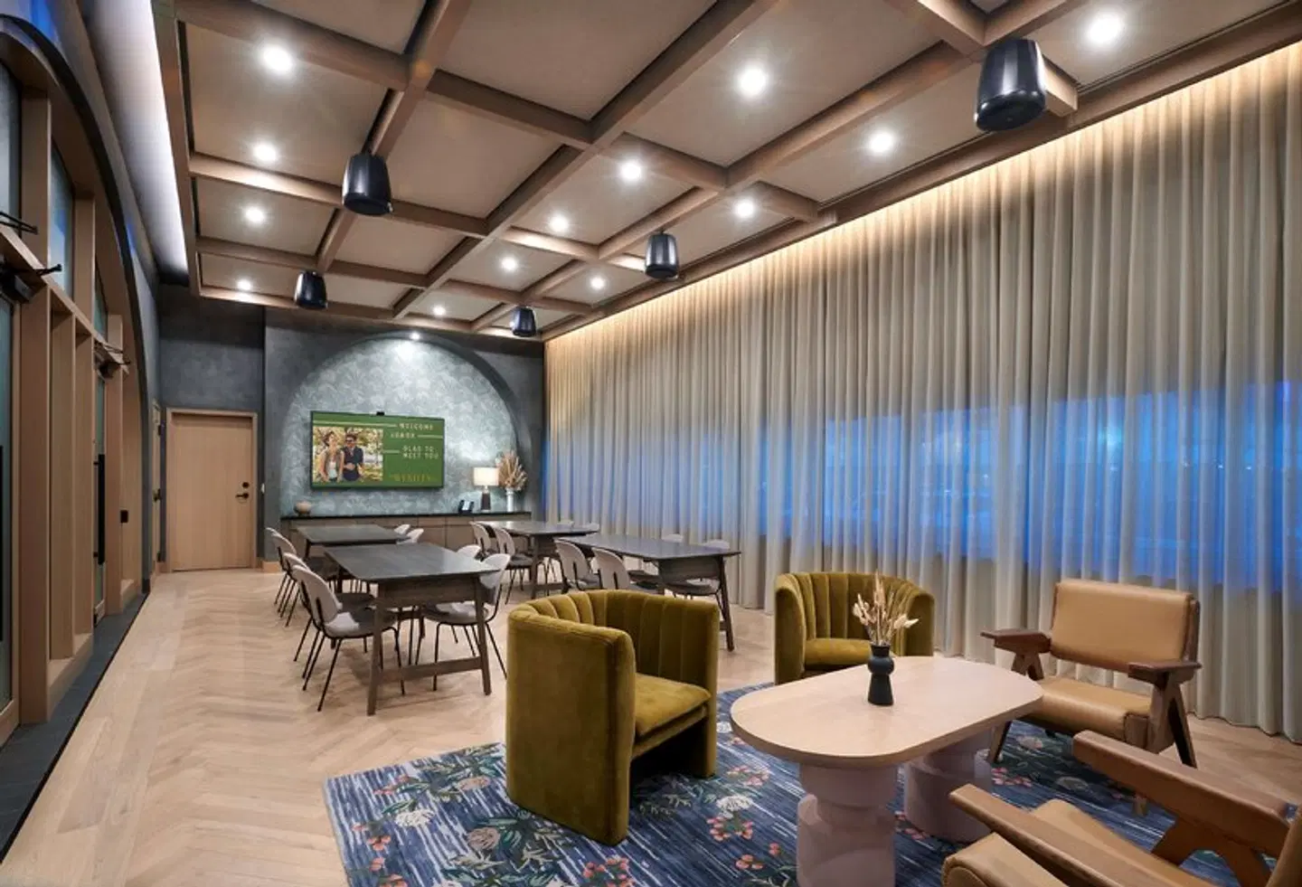 The Westley Calgary Downtown, Tapestry Collection by Hilton Bar