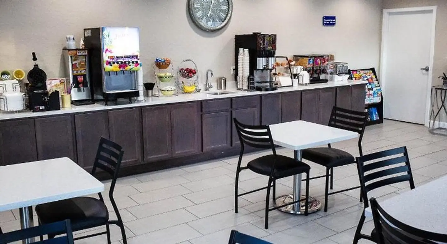 Palace Inn Bar
