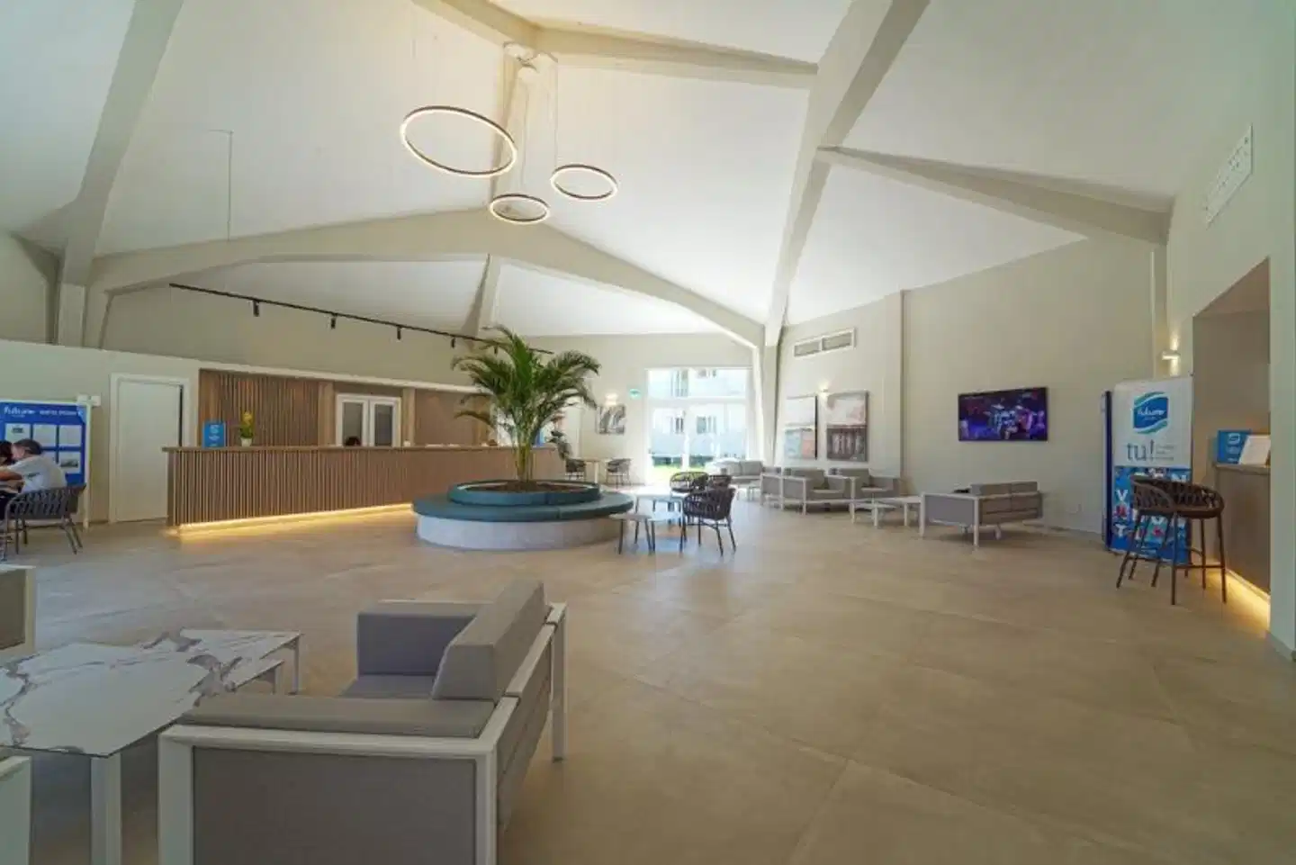 Futura Club Eleamare Lobby