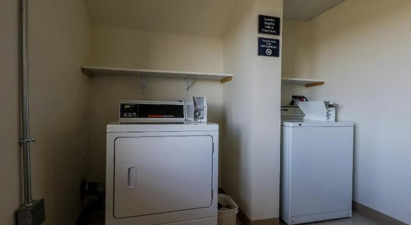 AmericInn by Wyndham Lincoln South ROOM_EXAMPLE