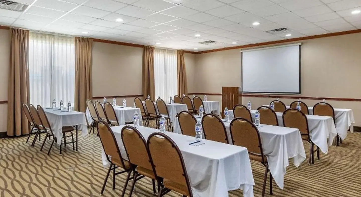 Comfort Suites Near Baylor University Konferenz