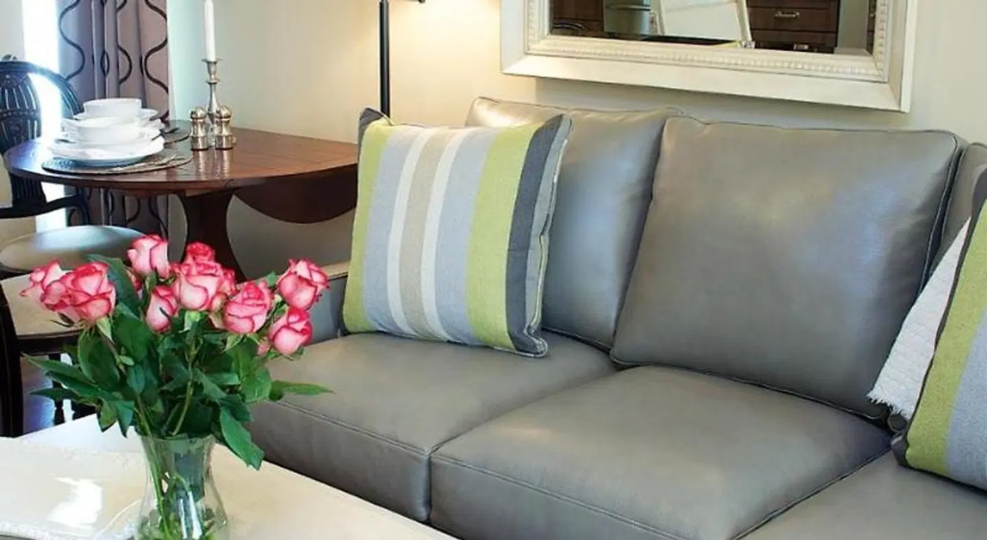 Norwalk Inn and Conference Center ROOM_EXAMPLE