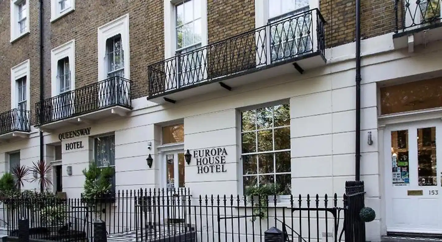 Europa House Bar