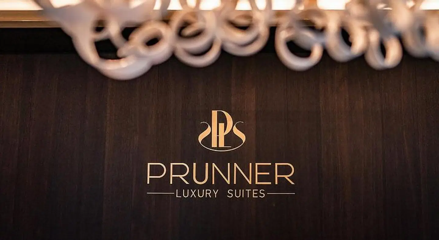 Prunner Luxury Suites - Adults Only PEOPLE