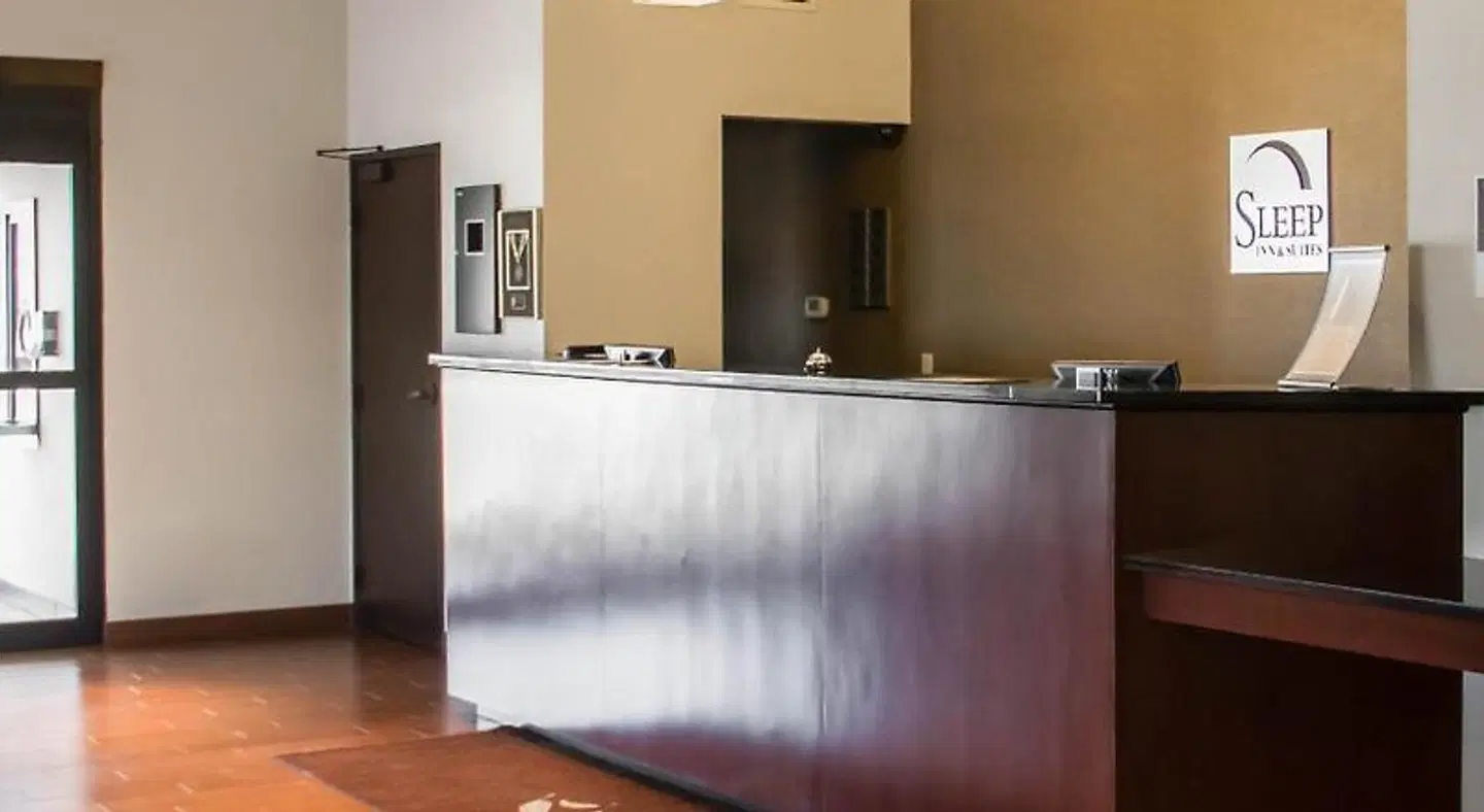 Sleep Inn & Suites LOUNGE_LOBBY