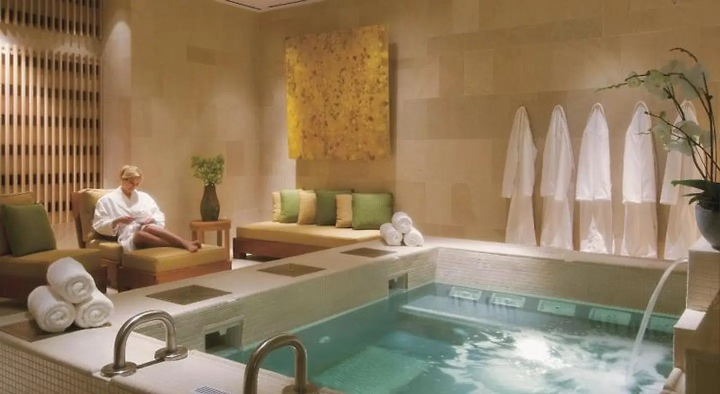 Four Seasons St. Louis HEALTH_BEAUTY