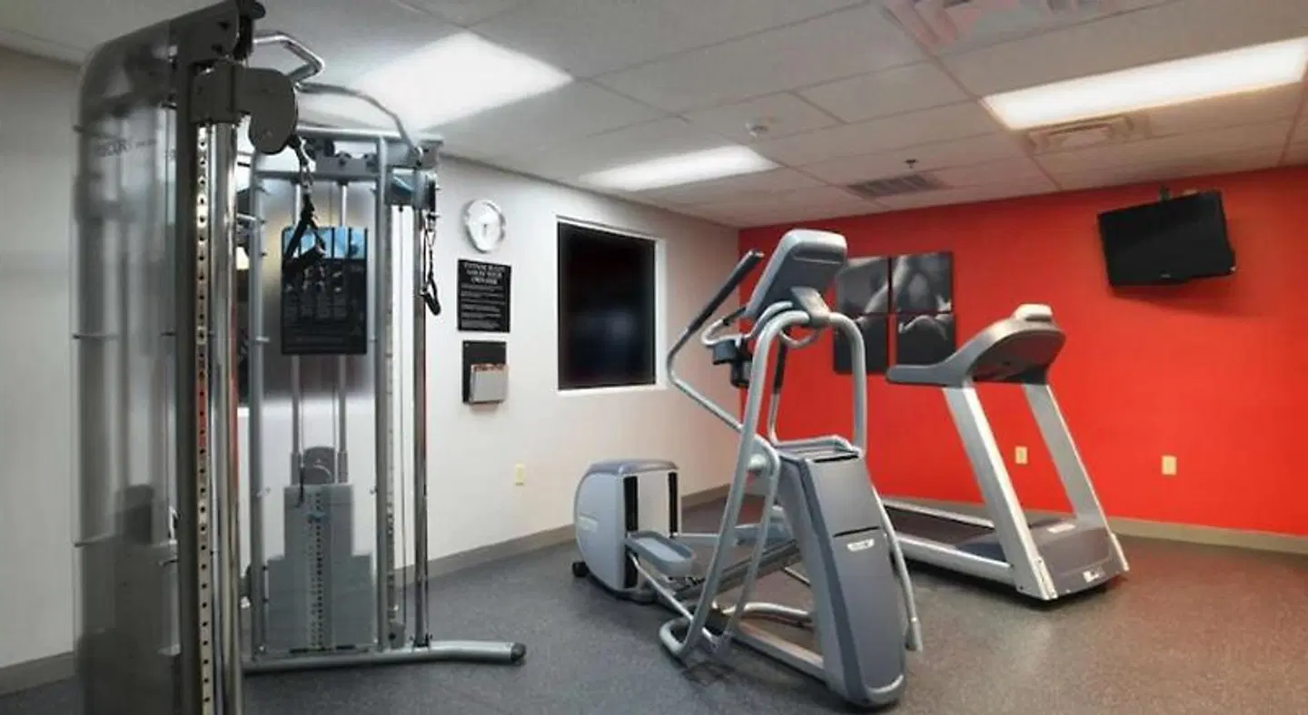 Country Inn & Suites by Radisson, Oklahoma City-Bricktown, OK SPORTS_AND_LEISURE