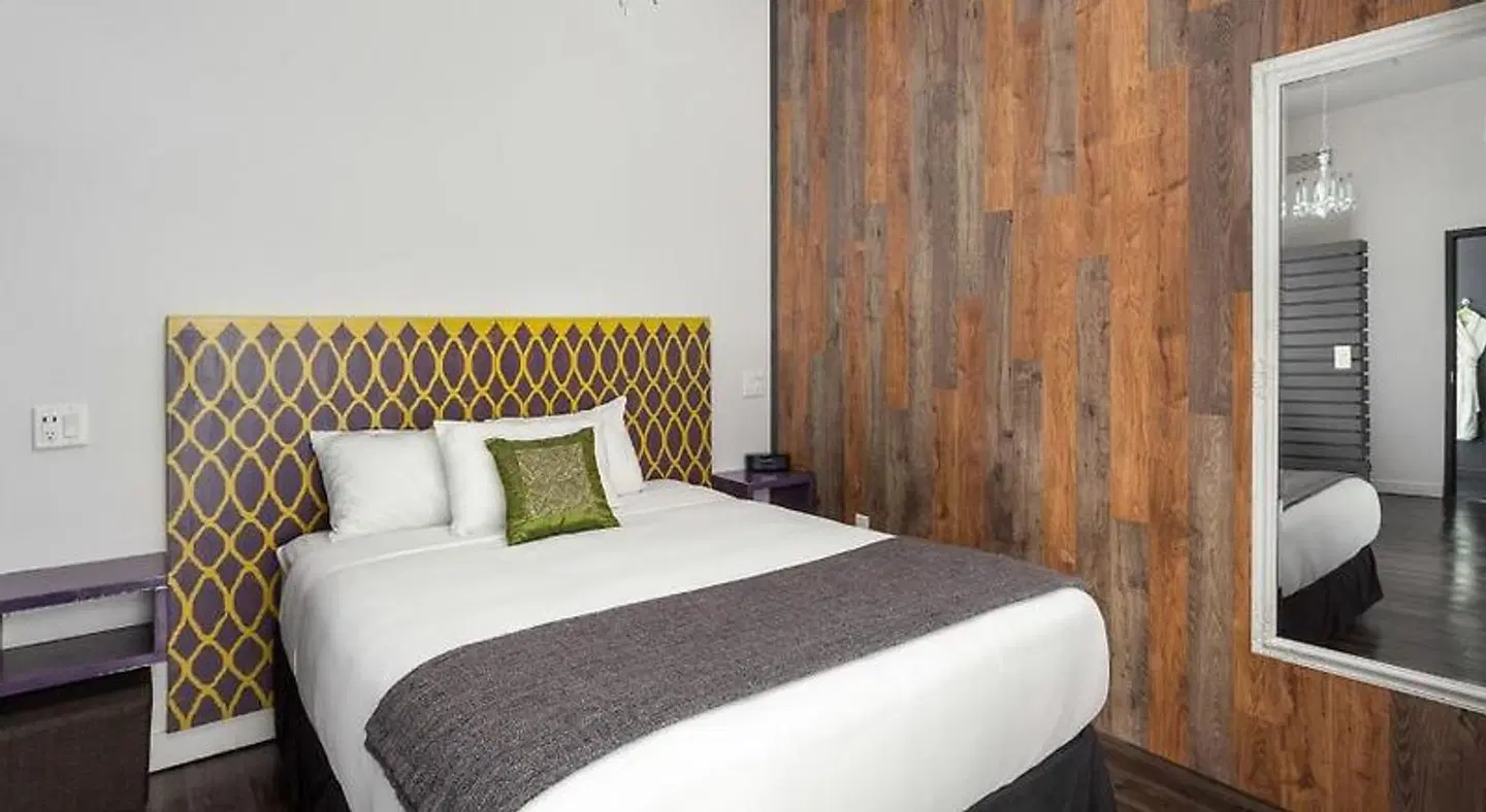 Metro ROOM_EXAMPLE