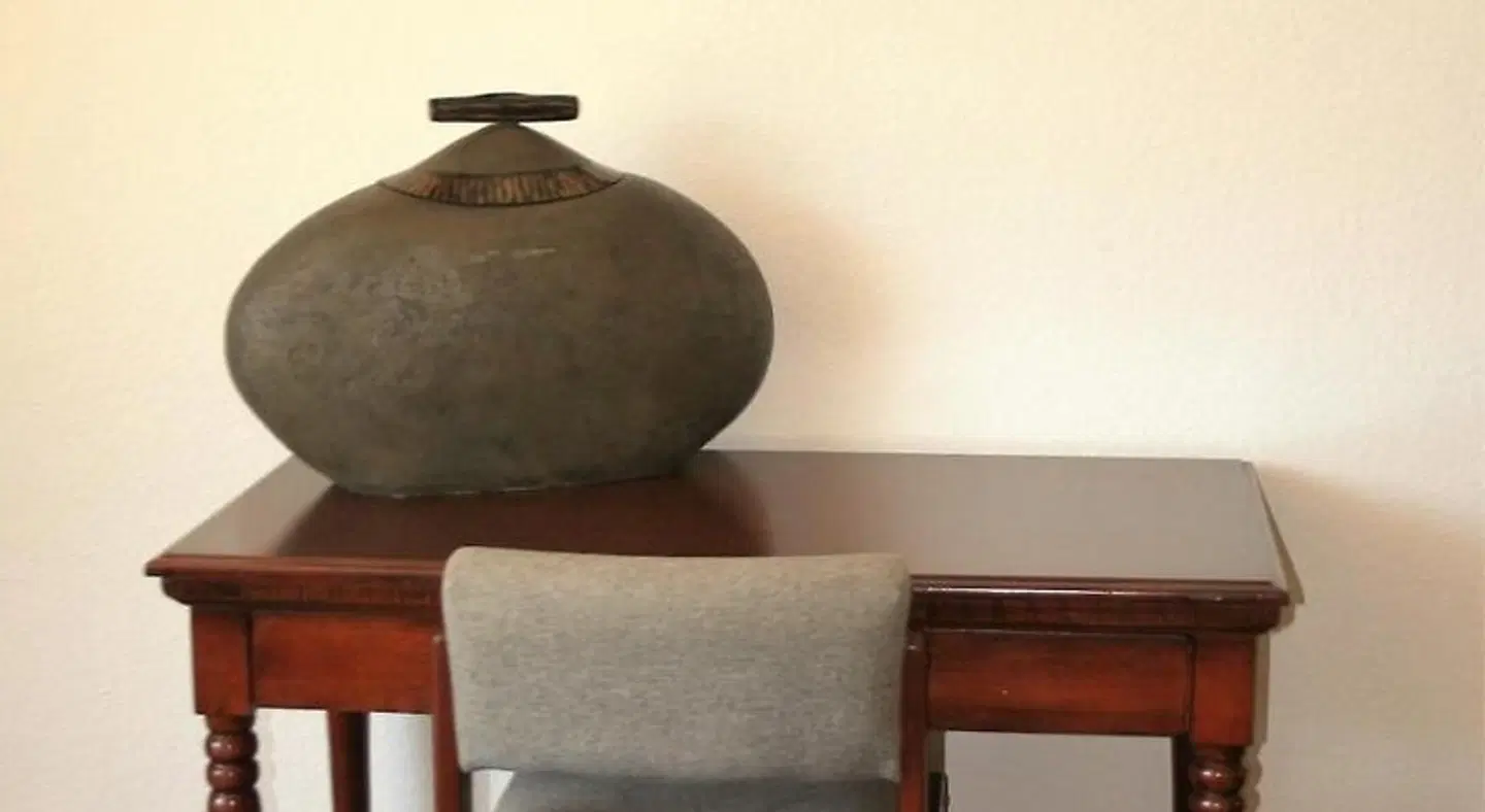 Statue Road Inn ROOM_EXAMPLE