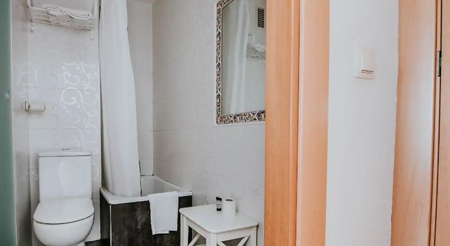 Hotel Isasa Badezimmer