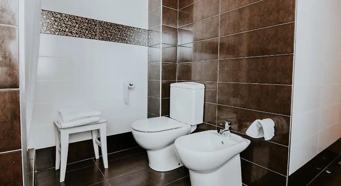 Hotel Isasa Badezimmer