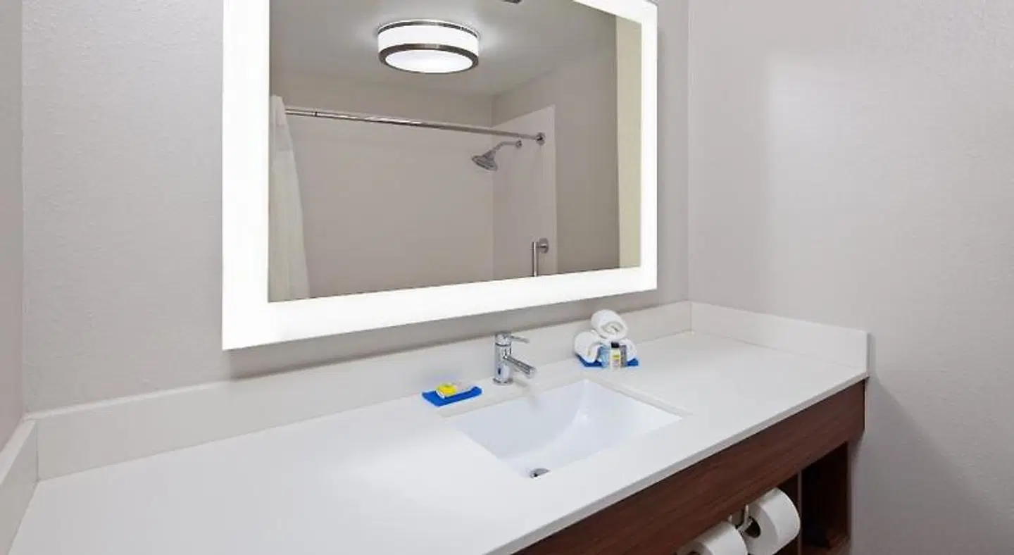 Holiday Inn Express & Suites Rancho Mirage - Palm Spgs Area by IHG Badezimmer