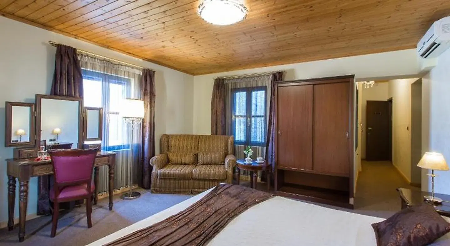 Dias ROOM_EXAMPLE