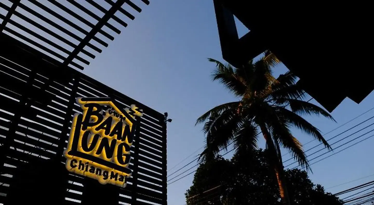 Baan Lung Poshtel EXTERIOR