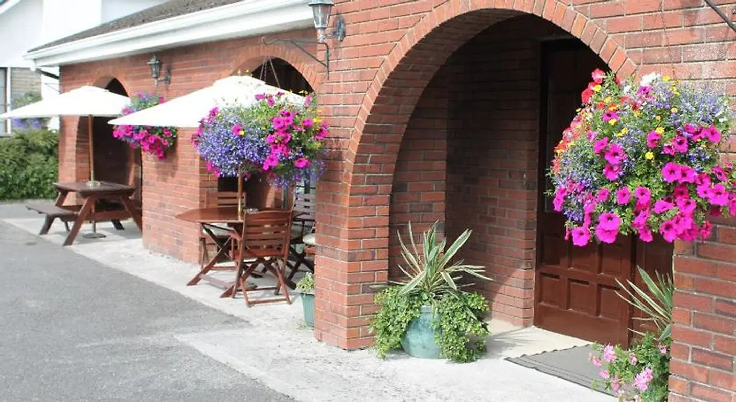 Riverview House Bed & Breakfast EXTERIOR