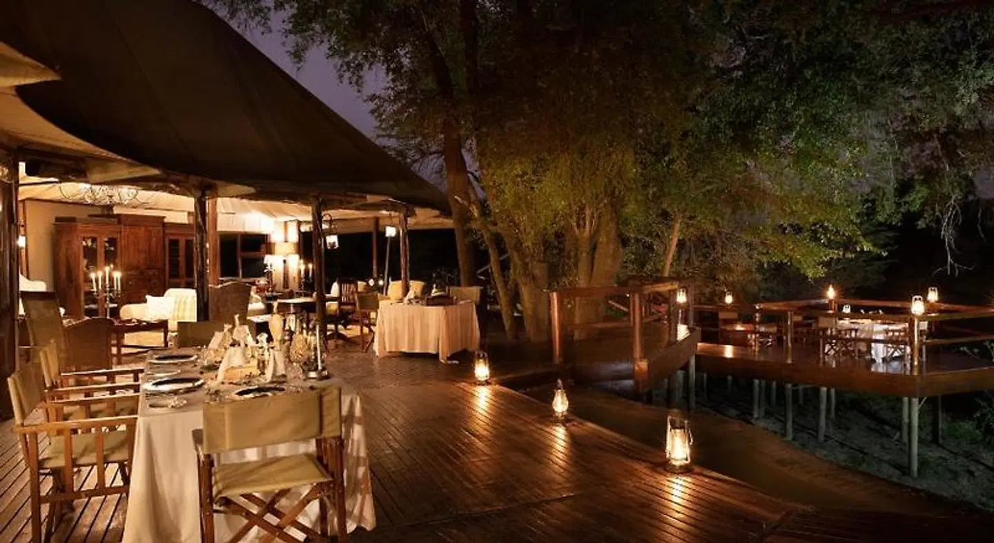Hamiltons Tented Camp Bar