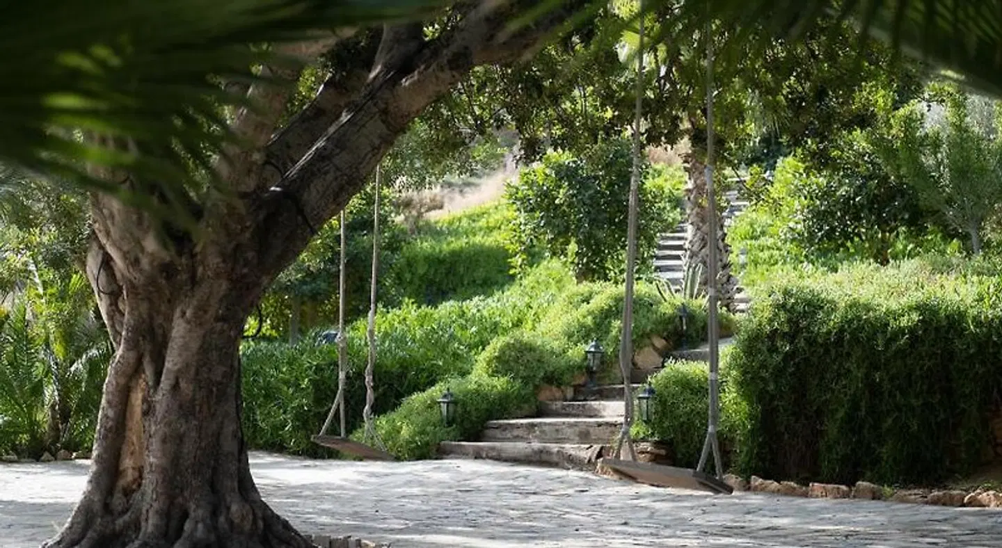La Almendra y El Gitano Garten
