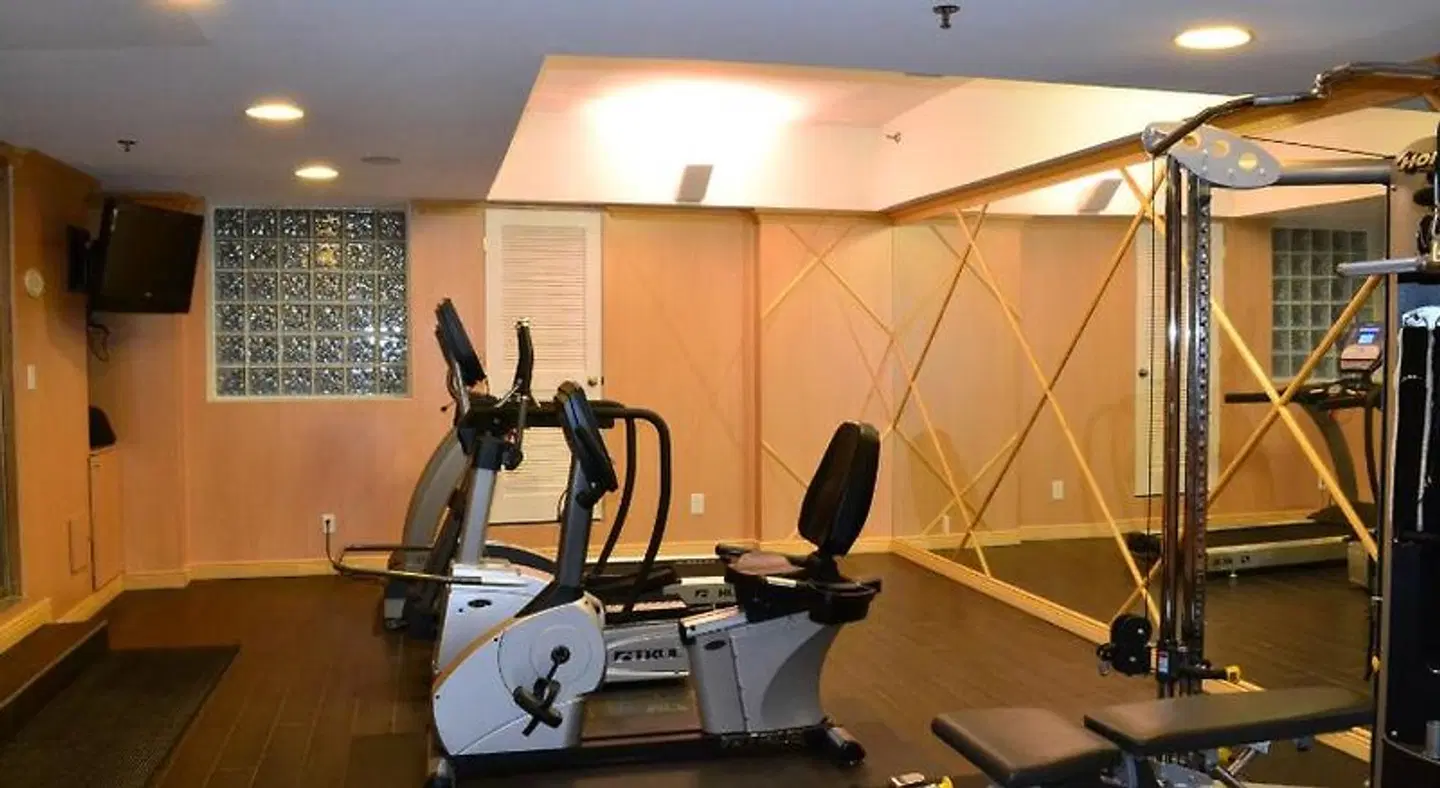 The Wall Street Inn SPORTS_AND_LEISURE