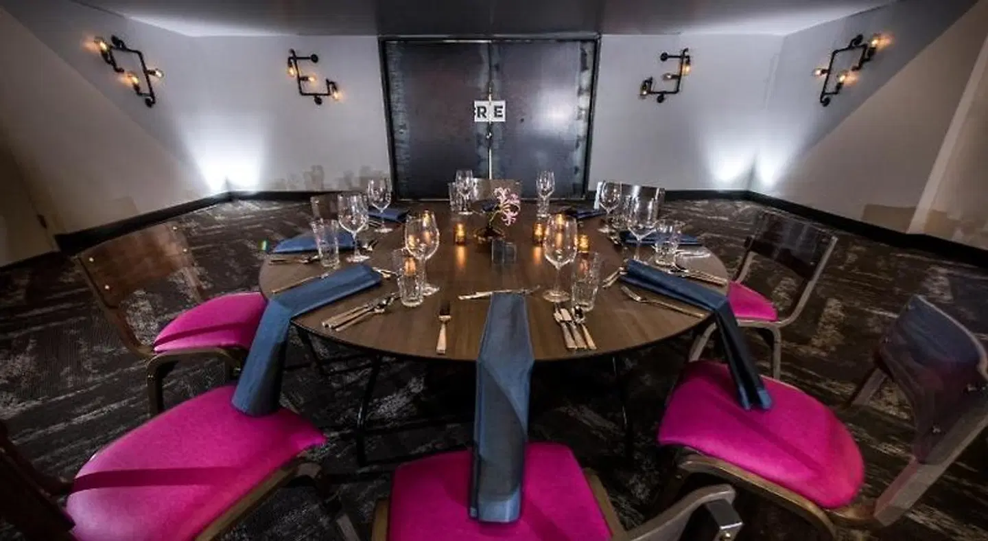 FOUND:RE Phoenix Hotel Konferenz
