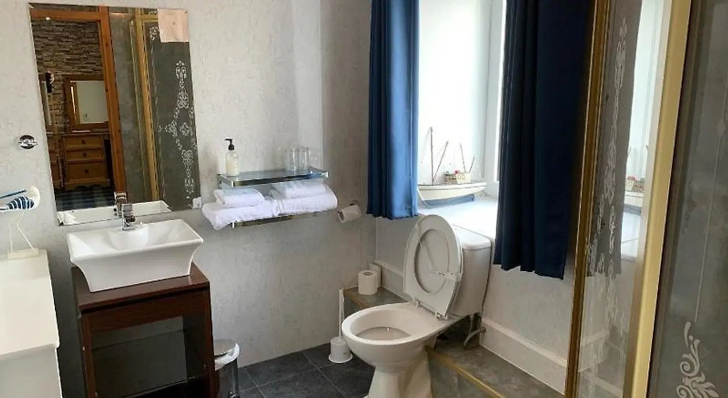 Hal-O The Wynd Badezimmer