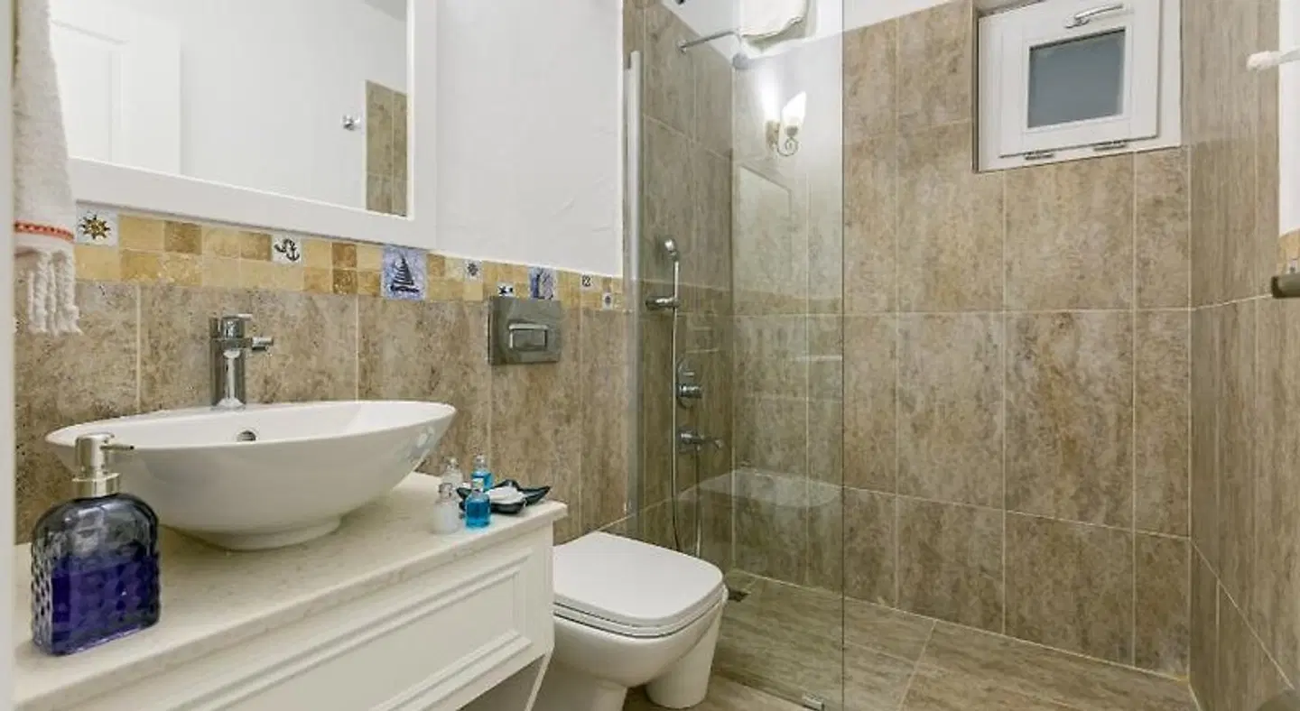 Fora Konak Alacati Badezimmer