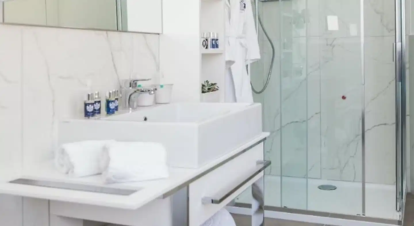 Sanremo Luxury Suites Badezimmer