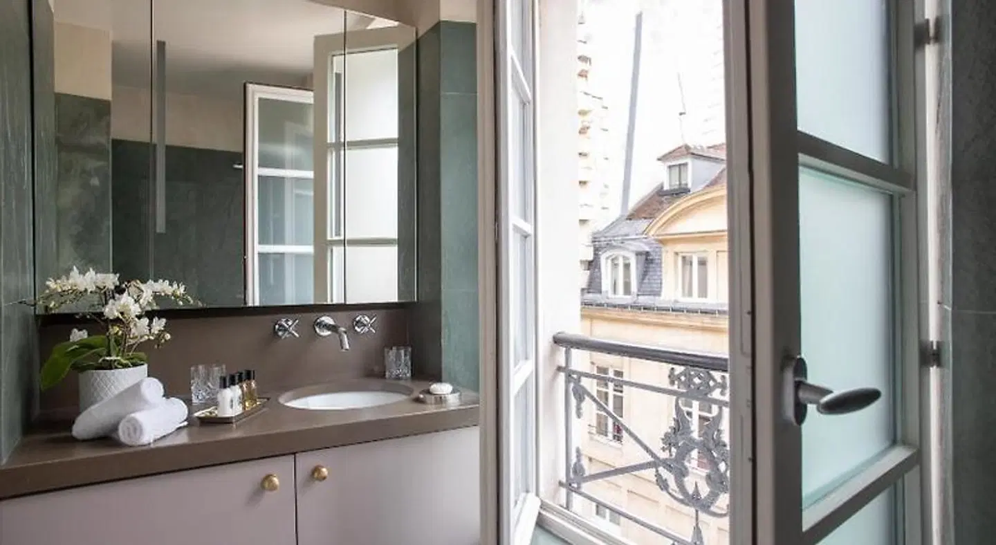 Esprit Saint Germain Badezimmer