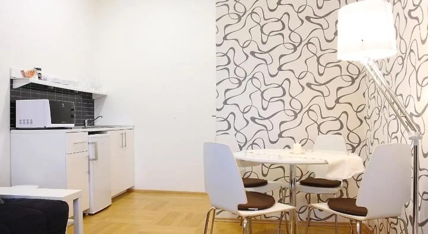Atrium Apartments ROOM_EXAMPLE