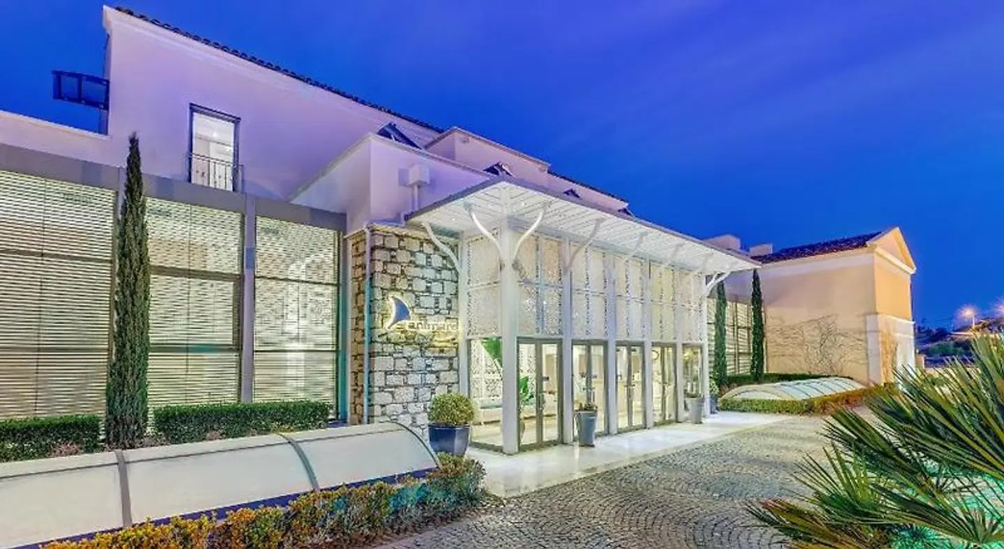 Antmare Hotel EXTERIOR