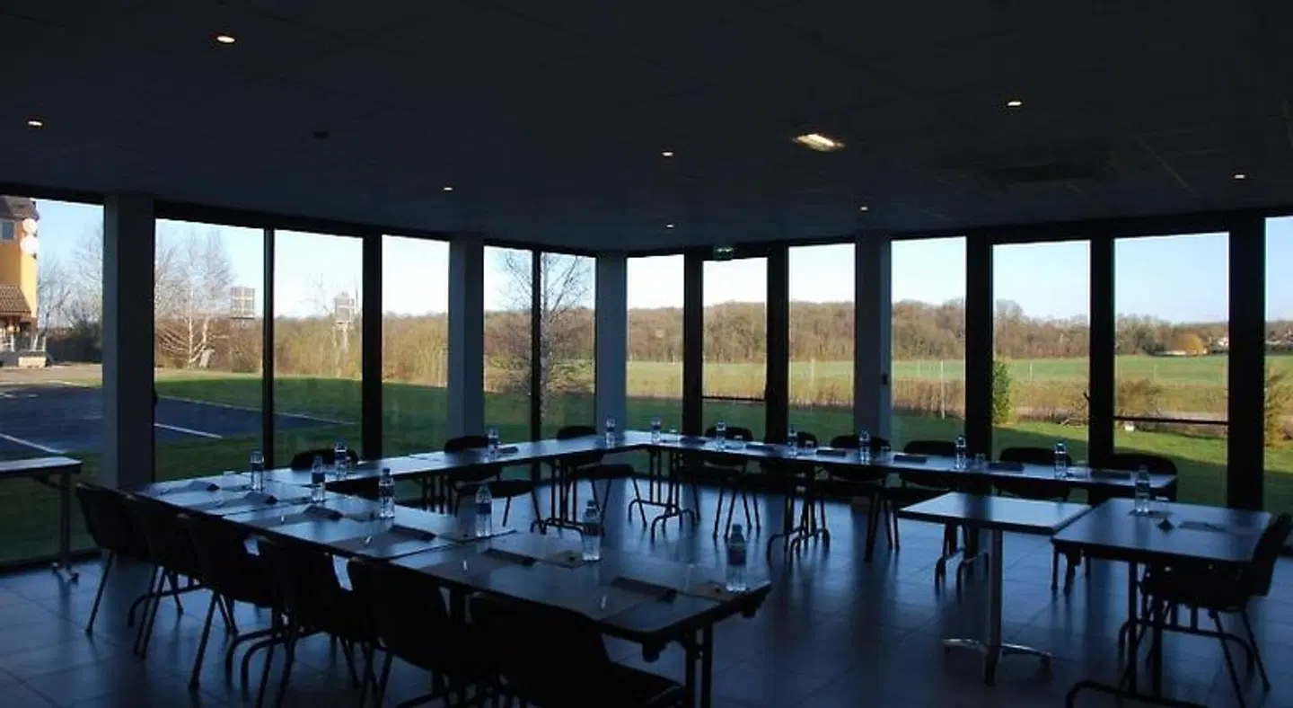 Kyriad Evreux - Netreville Konferenz