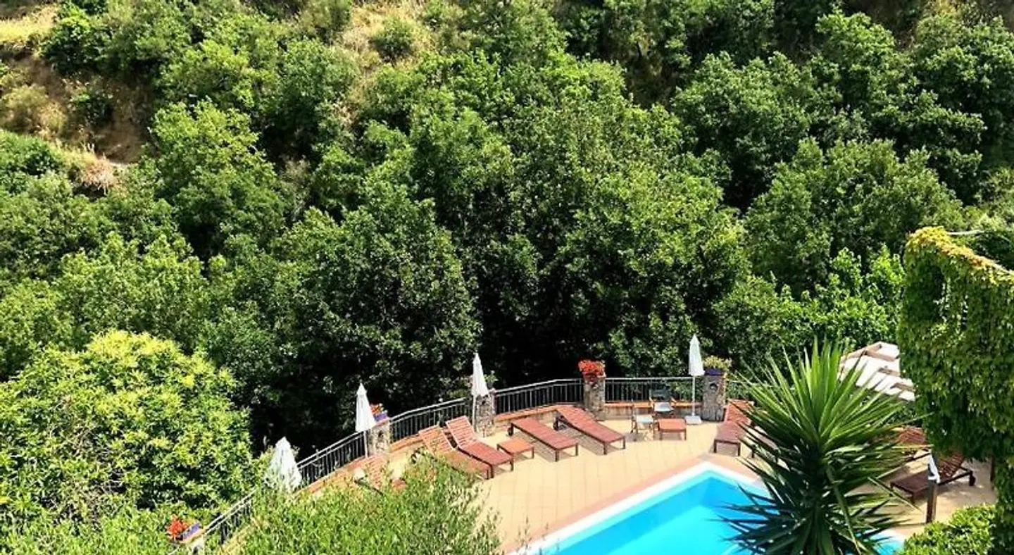 Residence Borgo San Francesco OUTDOOR_POOL