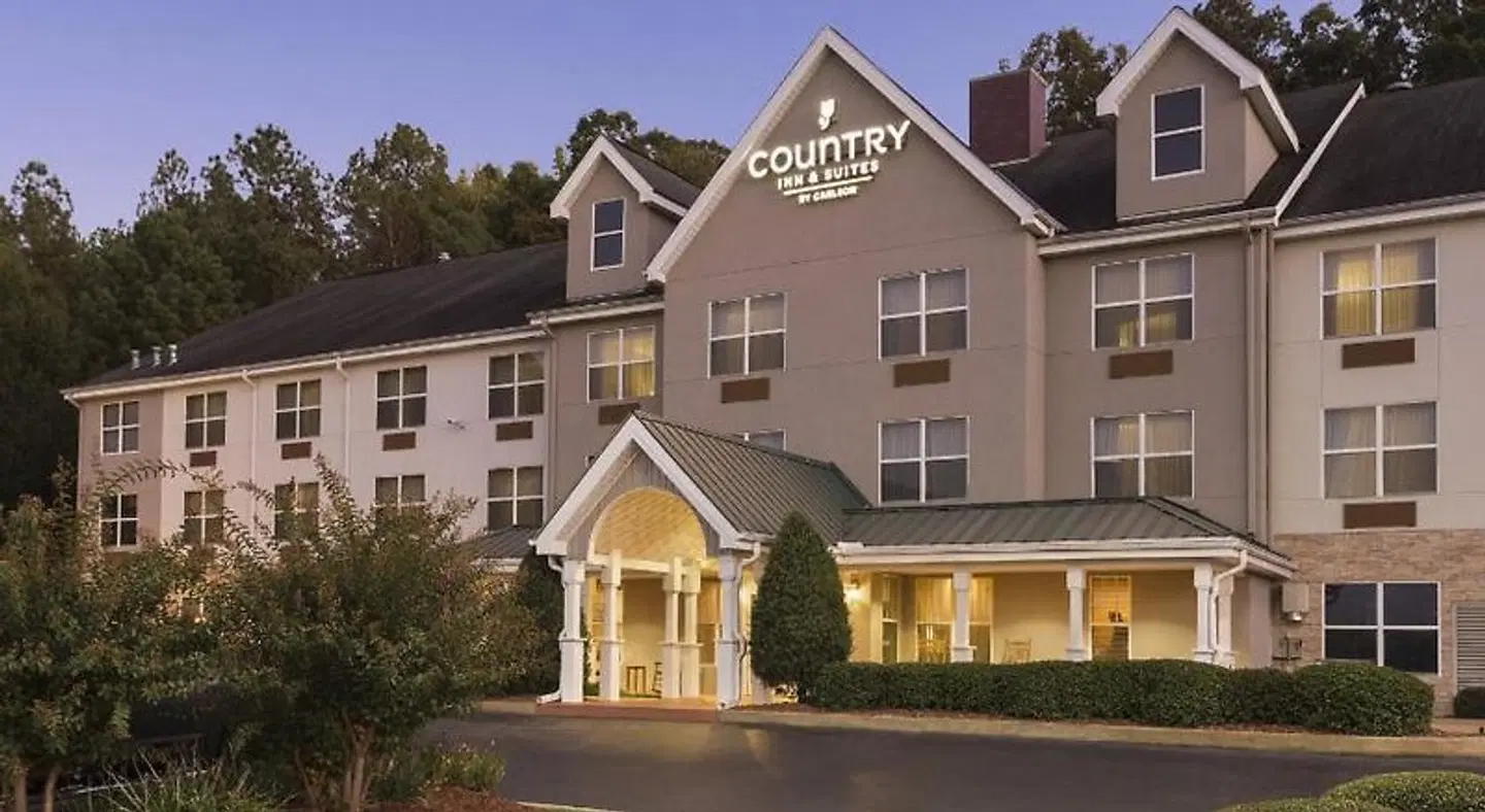Country Inn & Suites by Radisson, Tuscaloosa, AL EXTERIOR