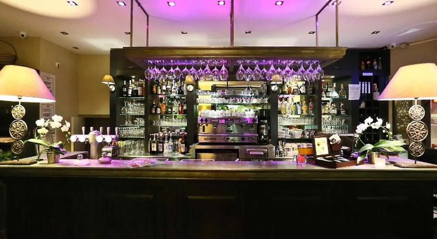 La Place Bar