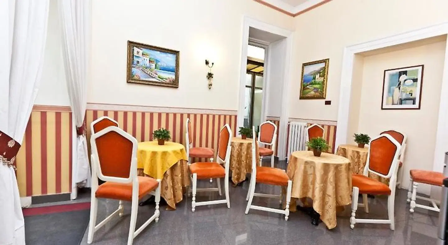 B&B MediNaples Restaurant