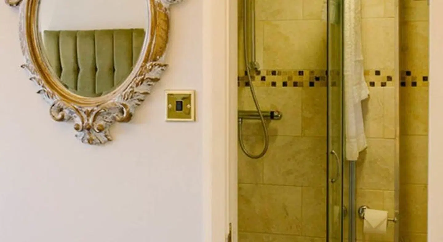 Flynns townhouse Badezimmer