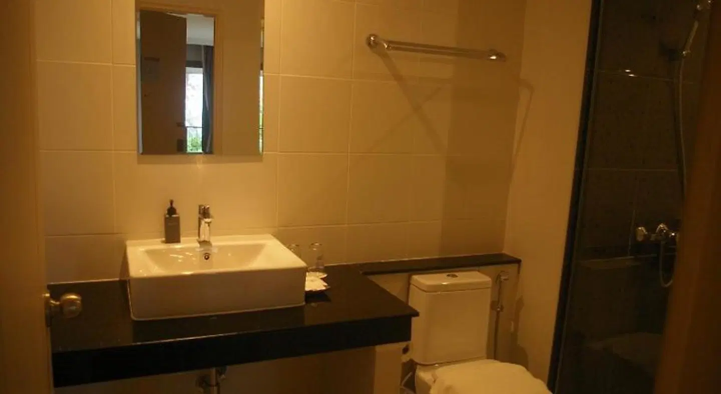 Aonang Inn Badezimmer