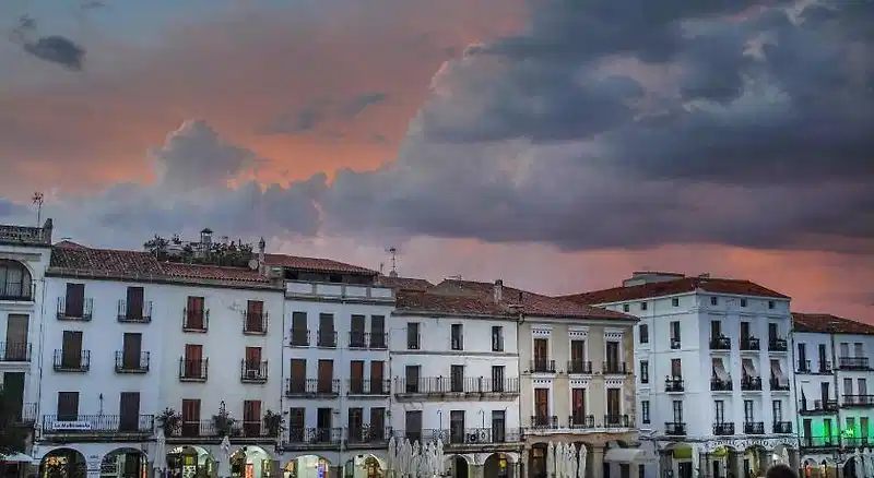 Apartamentos Soho Plaza Mayor Caceres – Hotelfoto